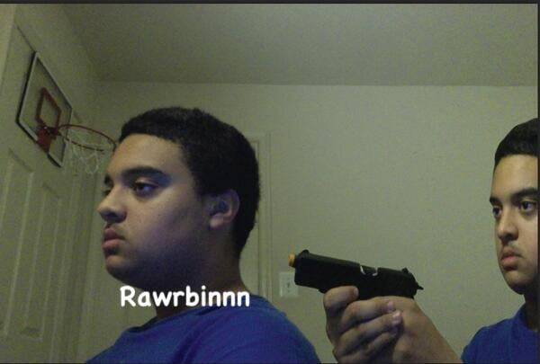 BptVE1JIEAAA3dT.jpg