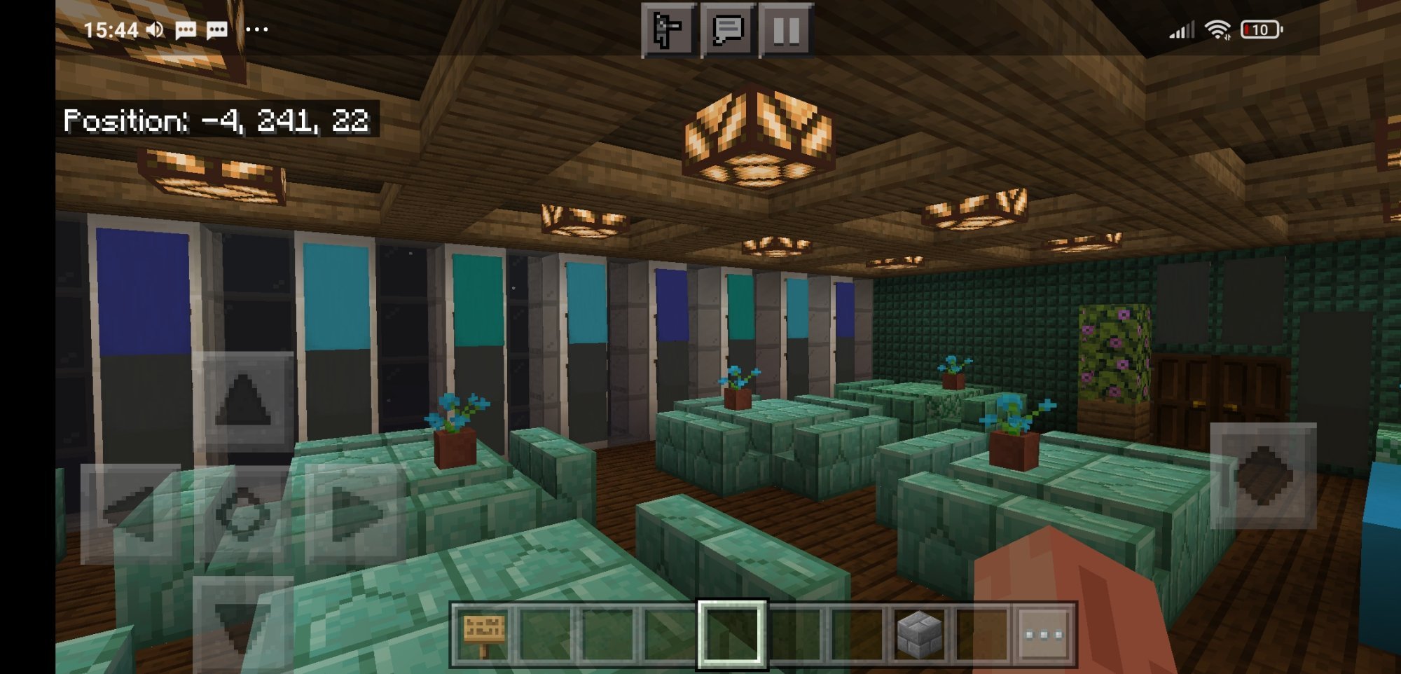 Screenshot_2022-06-23-15-44-39-021_com.mojang.minecraftpe.jpg