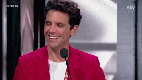 snapping-mika.gif